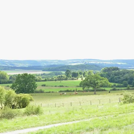 Forestview Family Home *